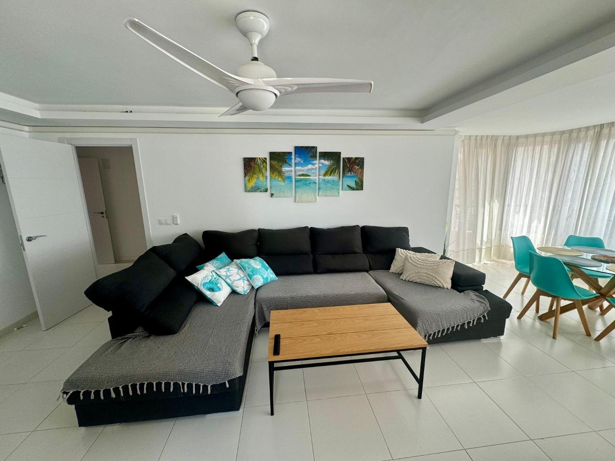 Apartamentos Coastal Haven Бенидорм Экстерьер фото