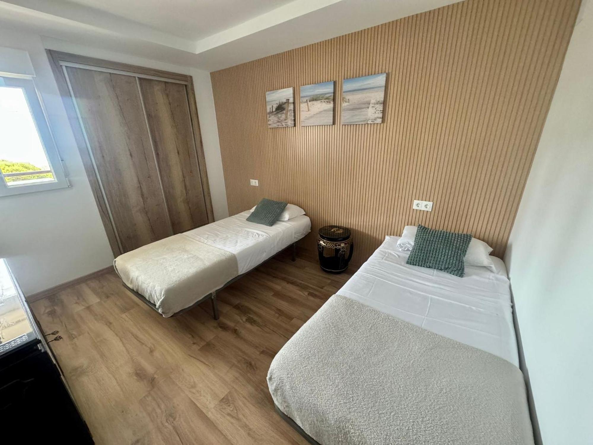 Apartamentos Coastal Haven Бенидорм Экстерьер фото